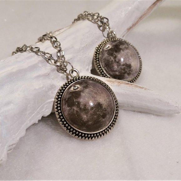 HANDMADE  Lunar Silver Medallion - Picture 4 of 6